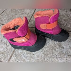 The North Face Winter insulated Boots for Toddlers. Size 8. Black, pink, orange